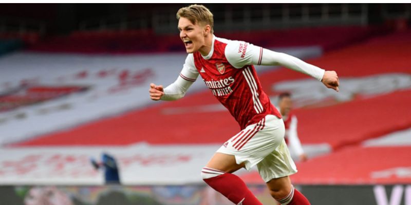 Ødegaard: A Modern Playmaker Redefining the Midfield